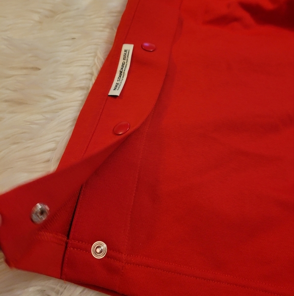 Nike Dri-Fit Standard Issue 8" French Terry Basketball shorts - red - Picture 15 of 16